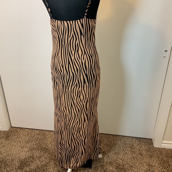 14. Nasty Gal Zebra Print Cowl Neck Swim Coverup - Brown and Black Size 6 - Picture 9 of 10